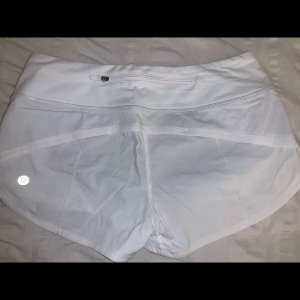LULULEMON speed up short 2.5